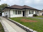Foto principal - Remodeled 3 bedrooms 2 bath home