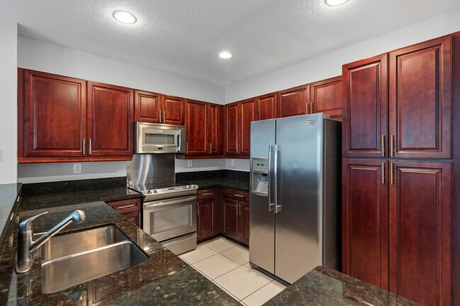 Foto del edificio - 3238 SW 16th Terrace