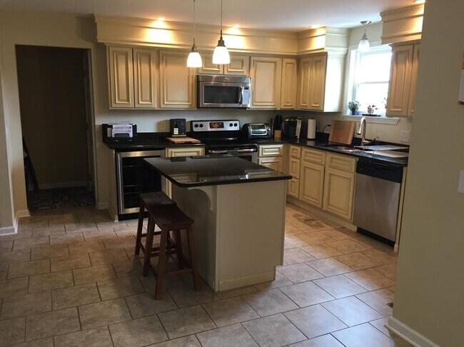 Foto del edificio - 3522 Wood Bridge Dr