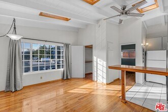 Building Photo - 313 Mildred Ave