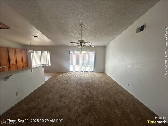 Foto del edificio - 3120 N Leafwood St