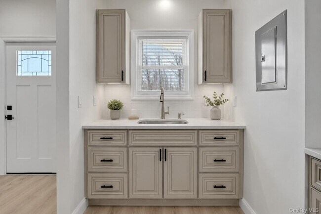 Foto del edificio - 6 Morris Dr