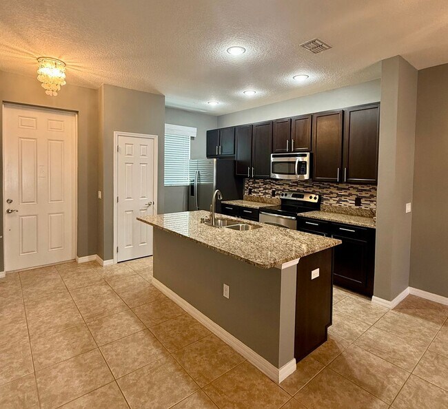 Foto del edificio - 2 Bedroom, 2.5 Bath Townhome in Winter Gar...
