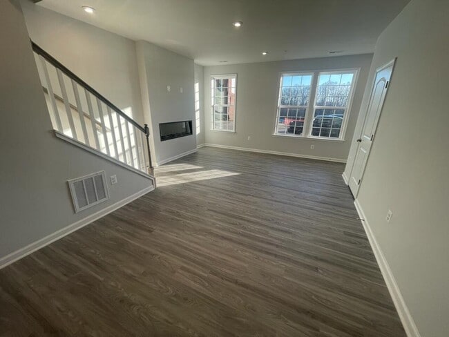 Building Photo - 13299 Coalfield Station Lane Midlothian VA...
