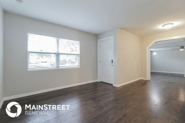 Building Photo - 865 Emerald Dr