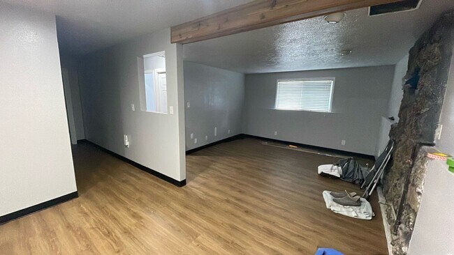 Building Photo - 814 East Brady Court
