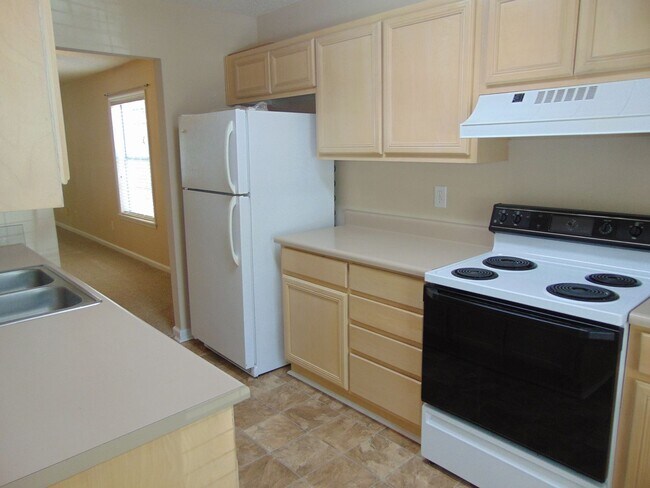 Foto del edificio - West Augusta Townhome Close to Medical, Shopping, and Dining