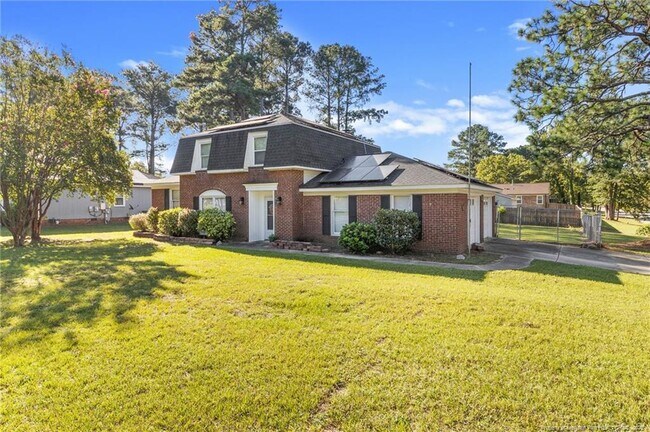 Foto del edificio - 5839 Rivercroft Rd