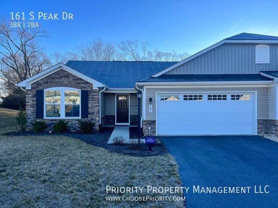 Contemporary Single Story Duplex Mcgaheysv... Apartment for Rent in