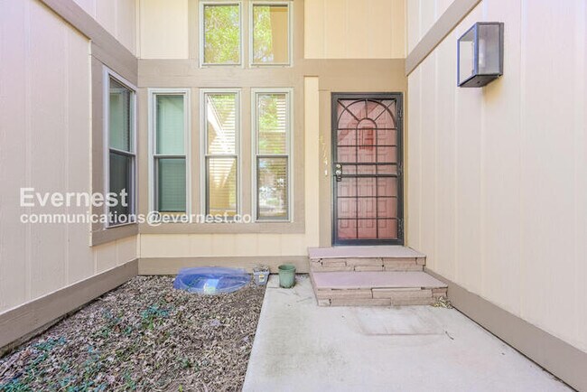 Foto del edificio - 4714 S Jasper St