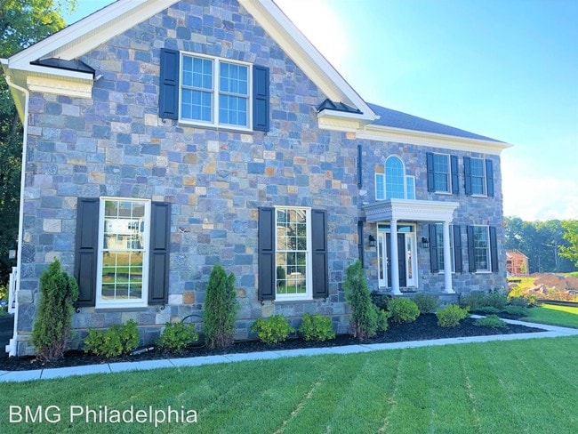 Building Photo - 4 br, 4 bath House - 500 Liseter Rd.