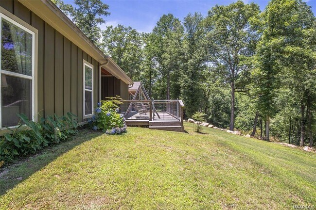 Foto del edificio - 71 S Tallassee Dr