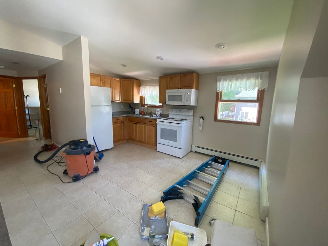 2327 Amherst St, East Meadow, NY 11554 House Rental in East Meadow, NY