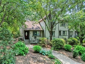 Building Photo - 606 Safe Harbor Cir