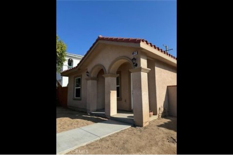 Foto principal - 1410 E Yucca Dr