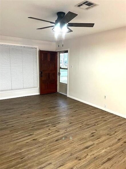 Foto del edificio - 4 Gretna Blvd