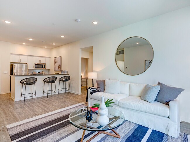 Foto del edificio - 6908 Knowlton Pl