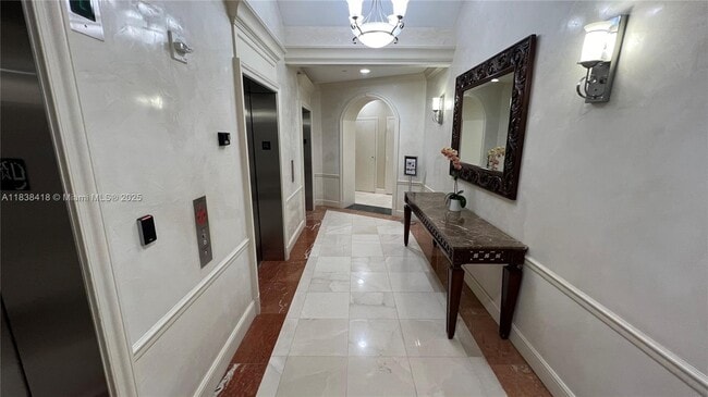 Foto del edificio - 19900 E Country Club Dr