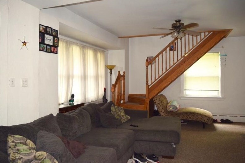 sala de estar principal - 6320 Bartlett St