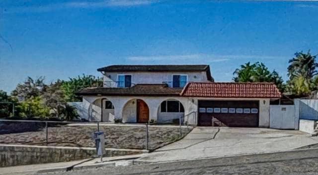 Foto principal - 735 S Upas St