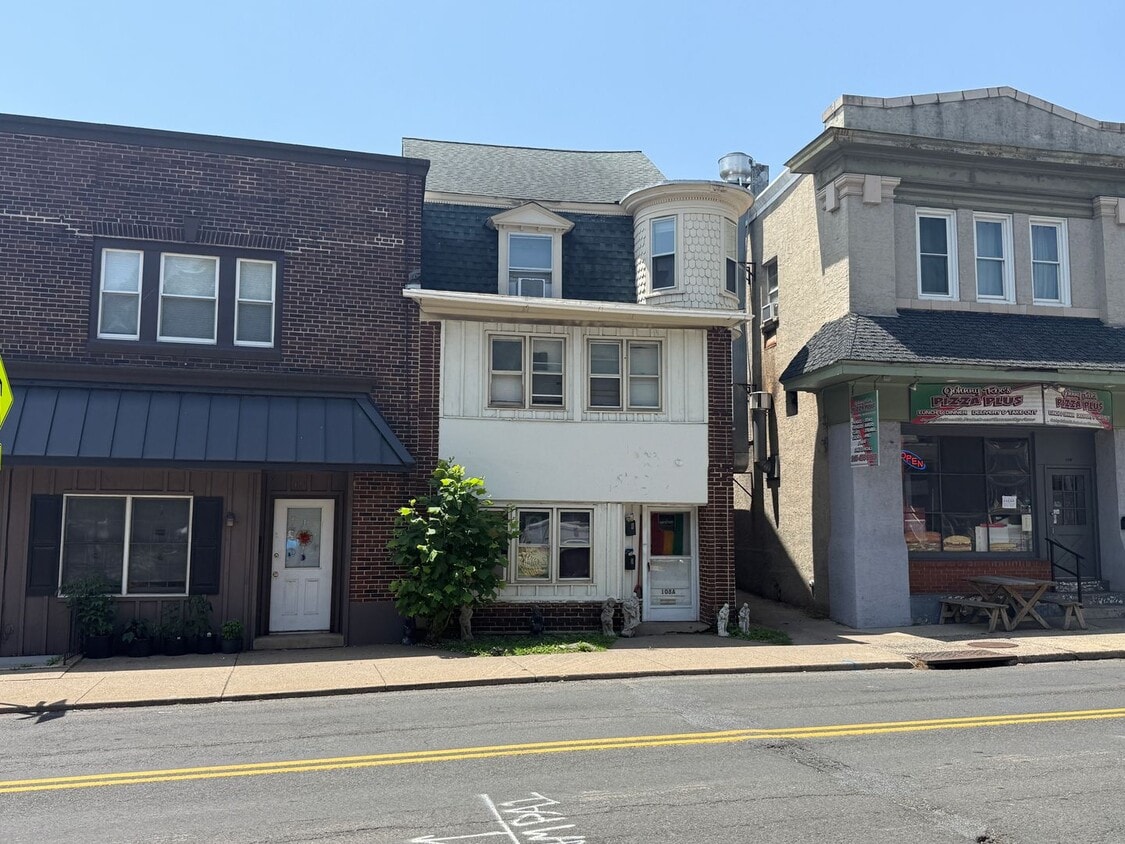 Building Photo - OPEN HOUSE Friday, July 29 2026 12:00 Noon - 1:00 PM