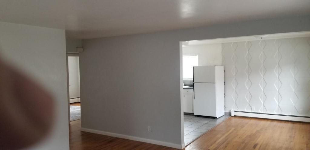 Building Photo - 1767 Oxford Dr #1