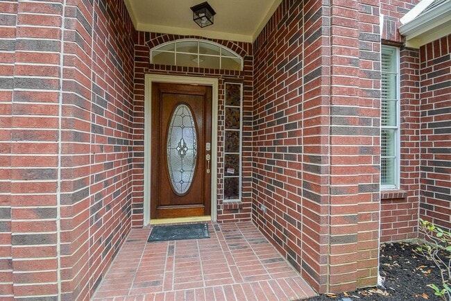 Building Photo - 558 Ivy Cross Ln