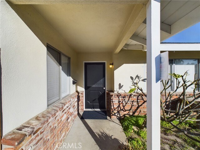 Building Photo - 5621 Karen Ave