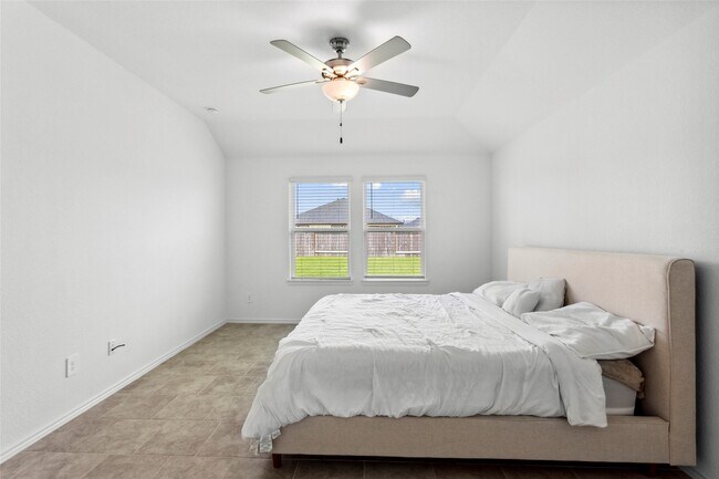 Foto del edificio - 7510 Carson Ct