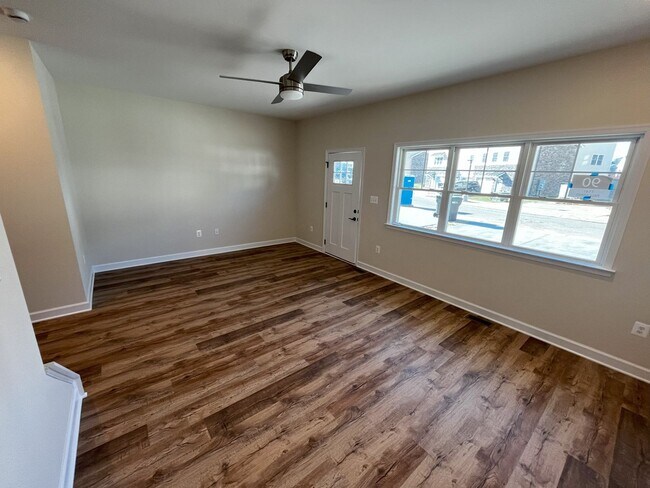 Photo - Luxury Townhome in Congers Creek