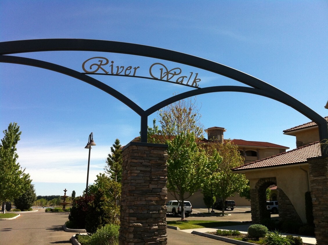 434 Bradley Blvd, Richland, WA 99352 Condo for Rent in Richland, WA