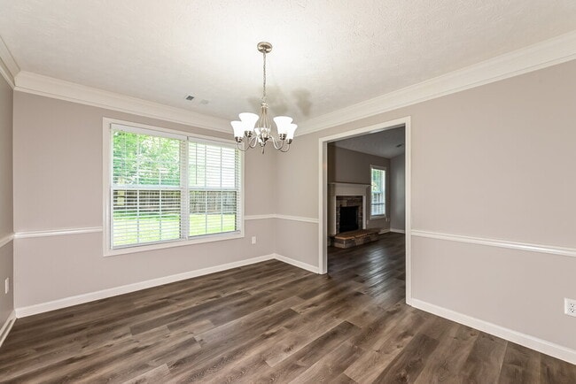 Building Photo - 3336 Bridle Brook Dr NE