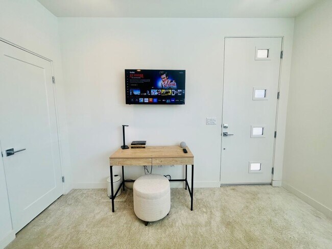 Foto del edificio - 74222 Storke Dr