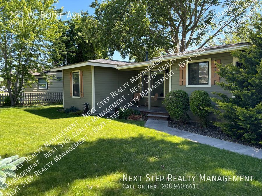 Primary Photo - 221 W Boise Ave