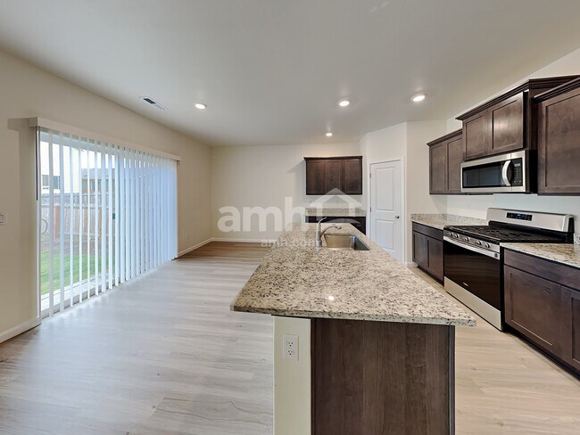 Foto del edificio - 1221 W 17th Ave