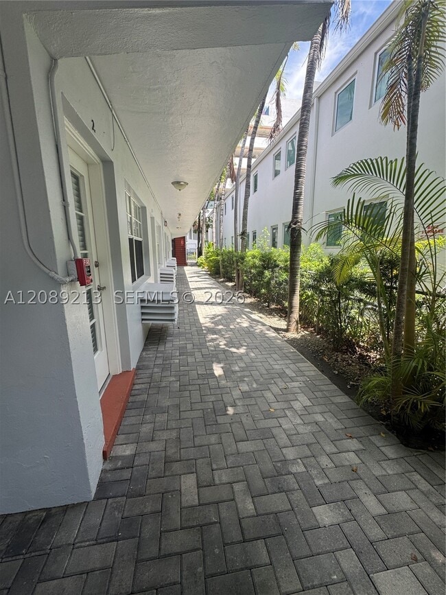 Foto del edificio - 1611 10th St