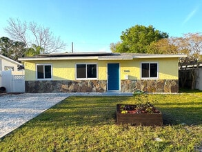 Building Photo - 1145 57th Ave N