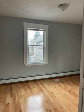 Building Photo - 48 Linden St