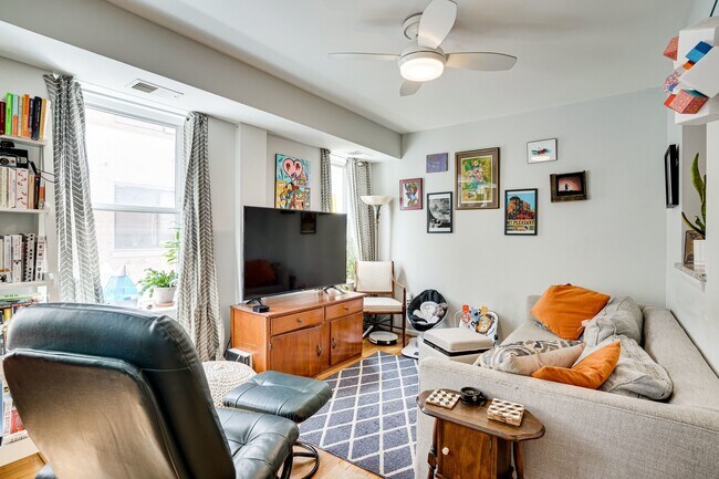 Living Room - 1439 Spring Rd NW