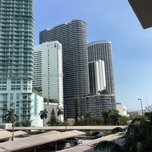 Building Photo - 2001 Biscayne Blvd