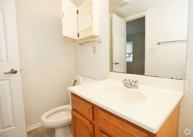 3 HAB 2 BA - Park's Edge Apartments