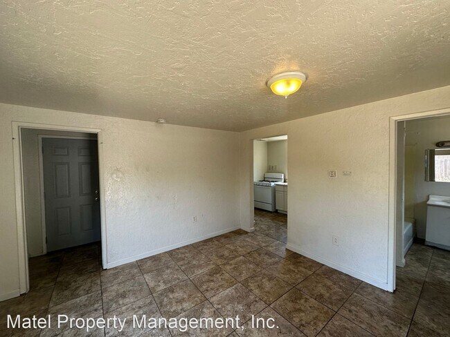 Building Photo - 1 br, 1 bath House - 303 SPENCER AVE