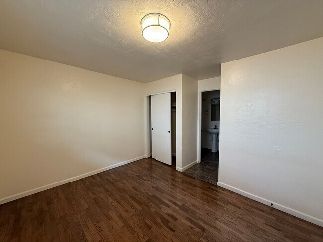 Foto del edificio - 2950 Willamette St