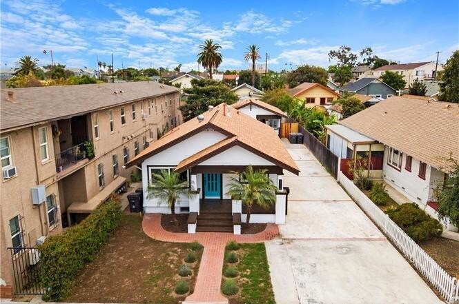 Building Photo - 1716 E 7th St. Long Beach