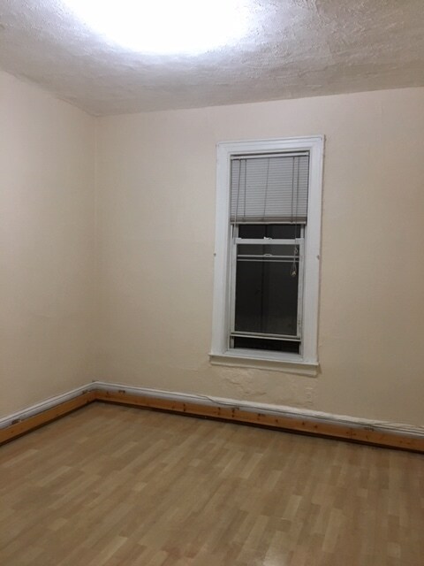 Building Photo - 1807 Avenue X