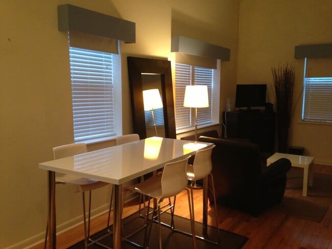 Building Photo - 1521 Lenox Ave