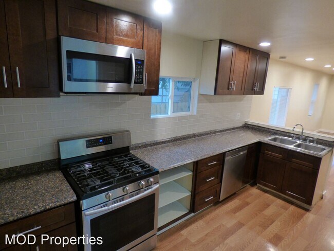 Foto del edificio - 2 br, 1 bath House - 4528 N. Sherman Street