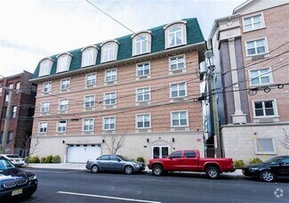 Building Photo - 6111 Fillmore Pl
