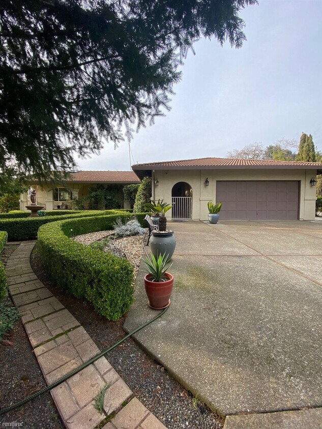 Primary Photo - 4 br, 2 bath House - 5270 Silverado Trail #