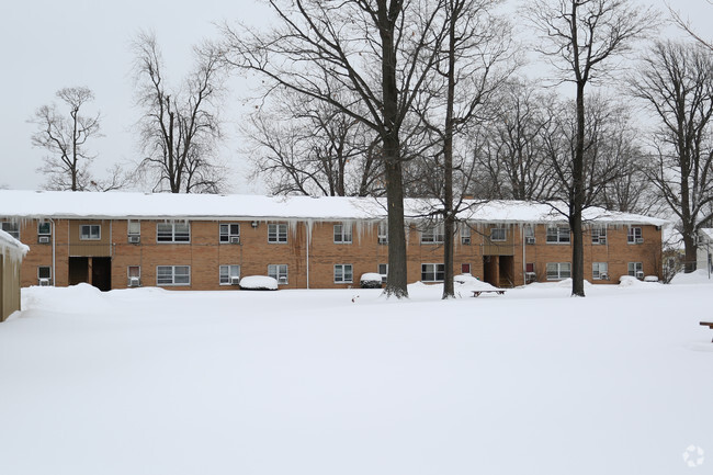 Building Photo - Carter Street Apartments